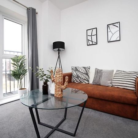 Beachview By Mia Living Close To Beach, Free Parking, Modern 2 Bedroom Apartment Barry Kültér fotó