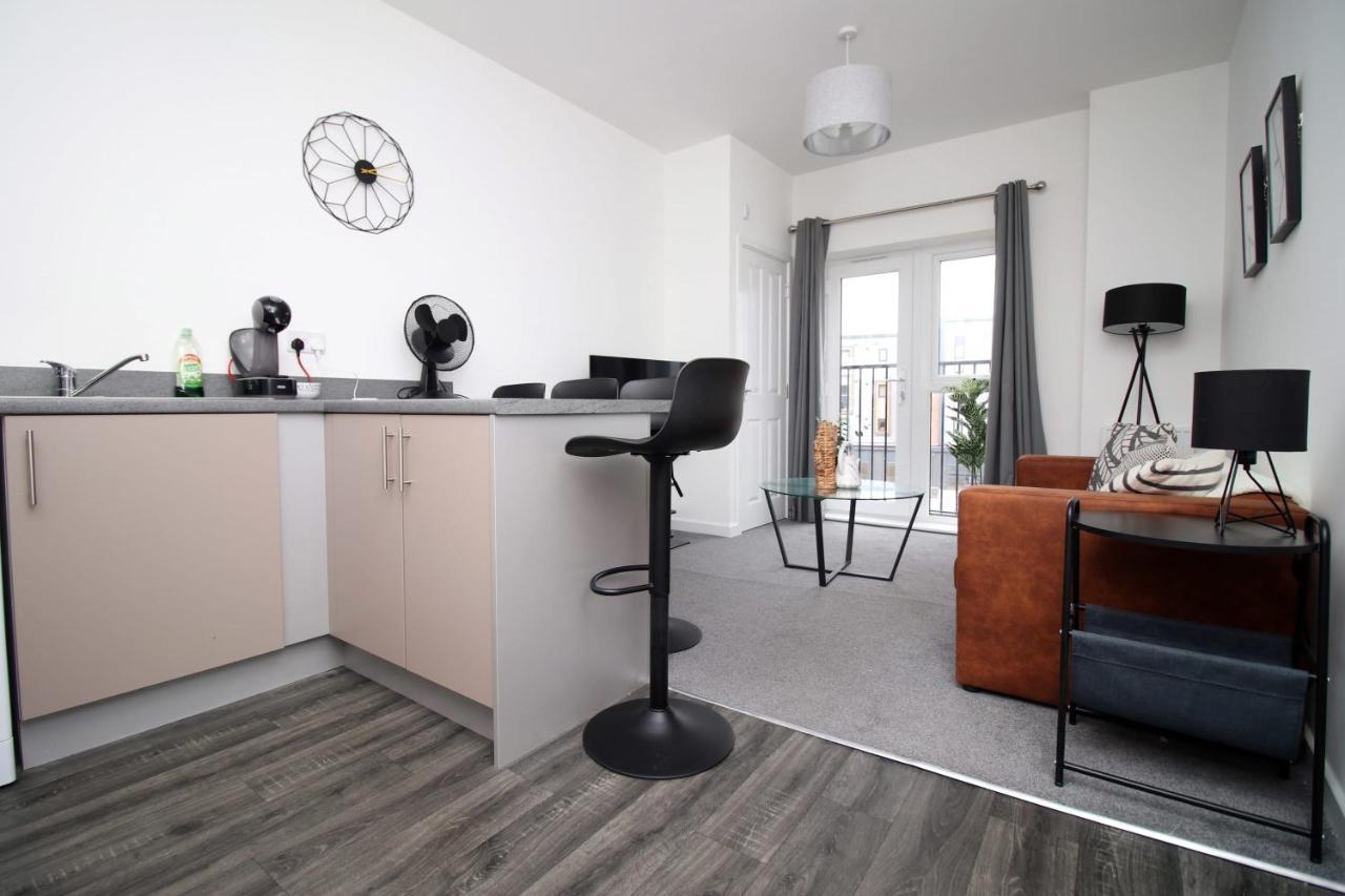 Beachview By Mia Living Close To Beach, Free Parking, Modern 2 Bedroom Apartment Barry Kültér fotó