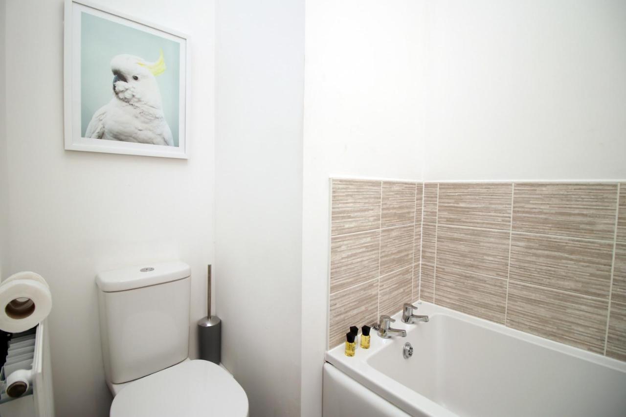 Beachview By Mia Living Close To Beach, Free Parking, Modern 2 Bedroom Apartment Barry Kültér fotó